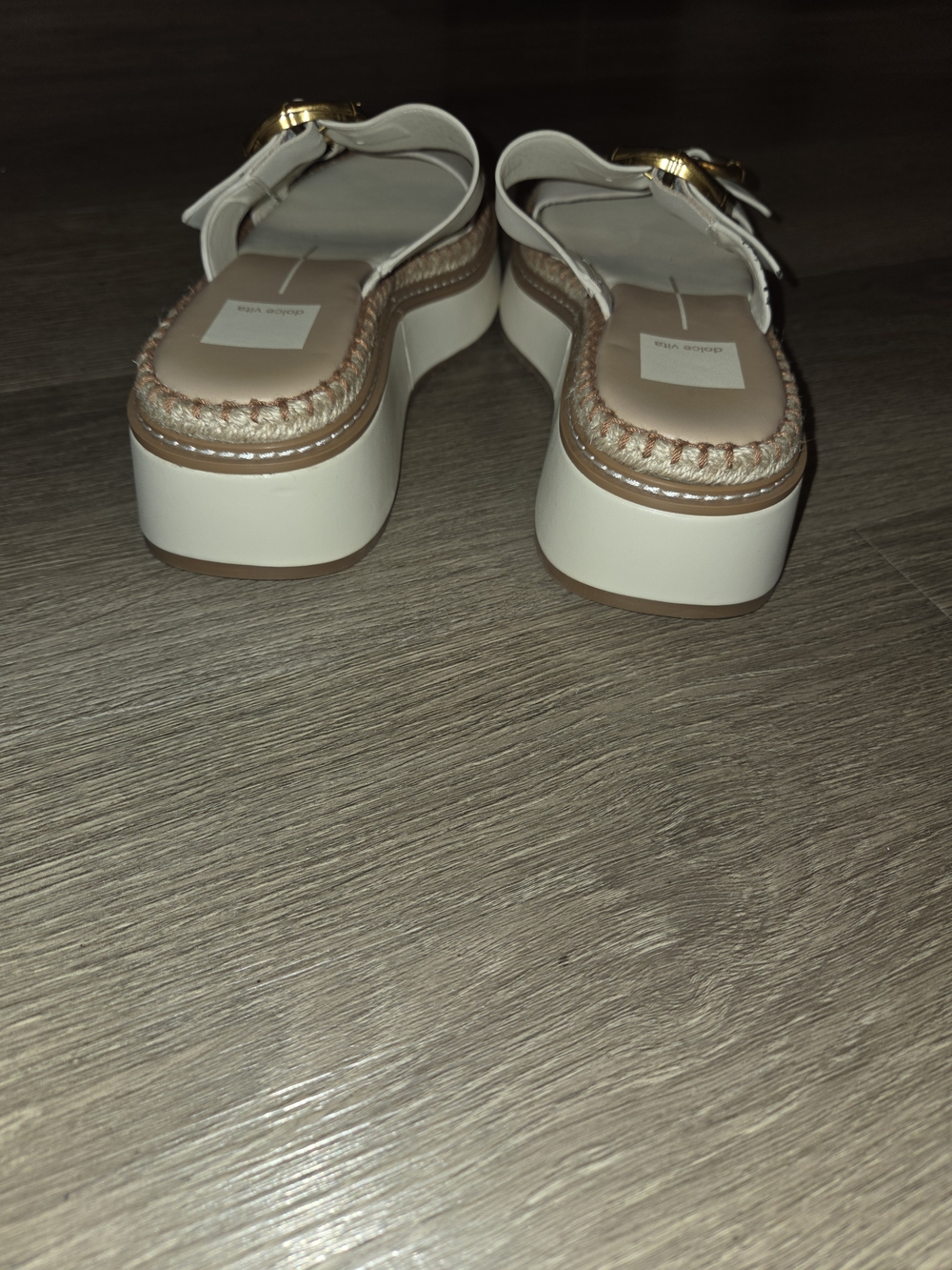 Dolce Vita Rysha Ivory Leather Platform Sandals - Picture 4 of 4